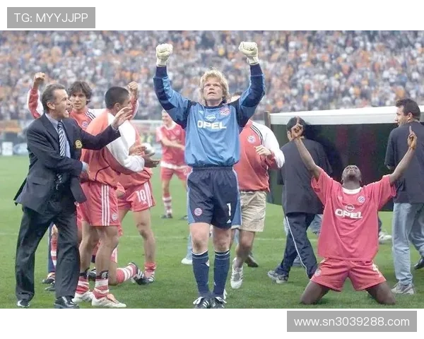 卡恩称施洛特贝克适合拜仁已关注22年期待加盟